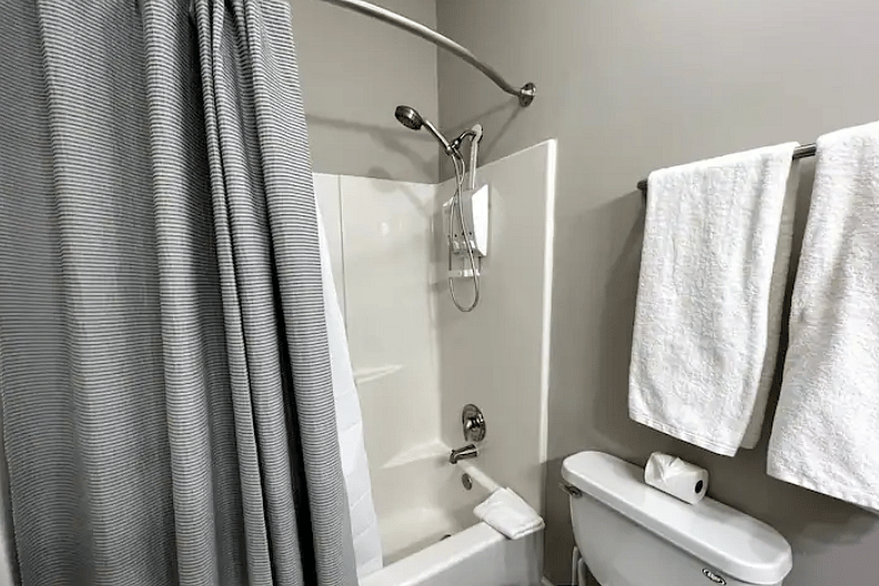 Secondary Bathroom 