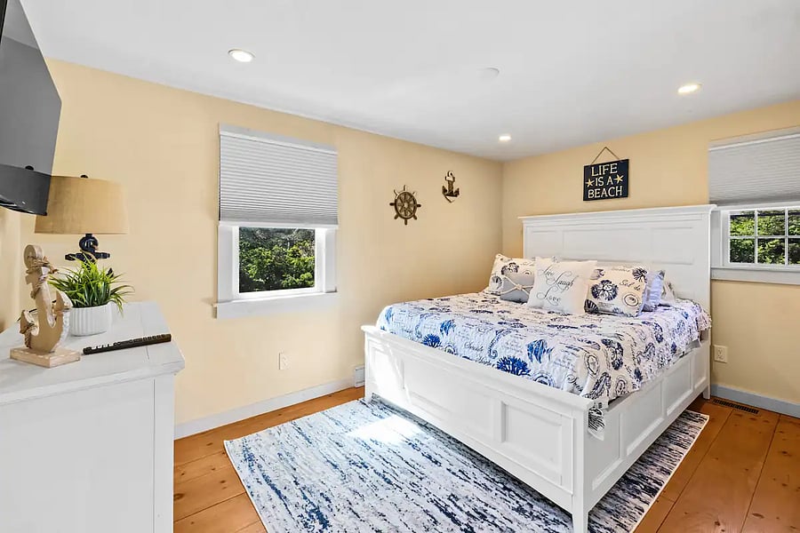 Furnished Finder property 708100_1 photo 18