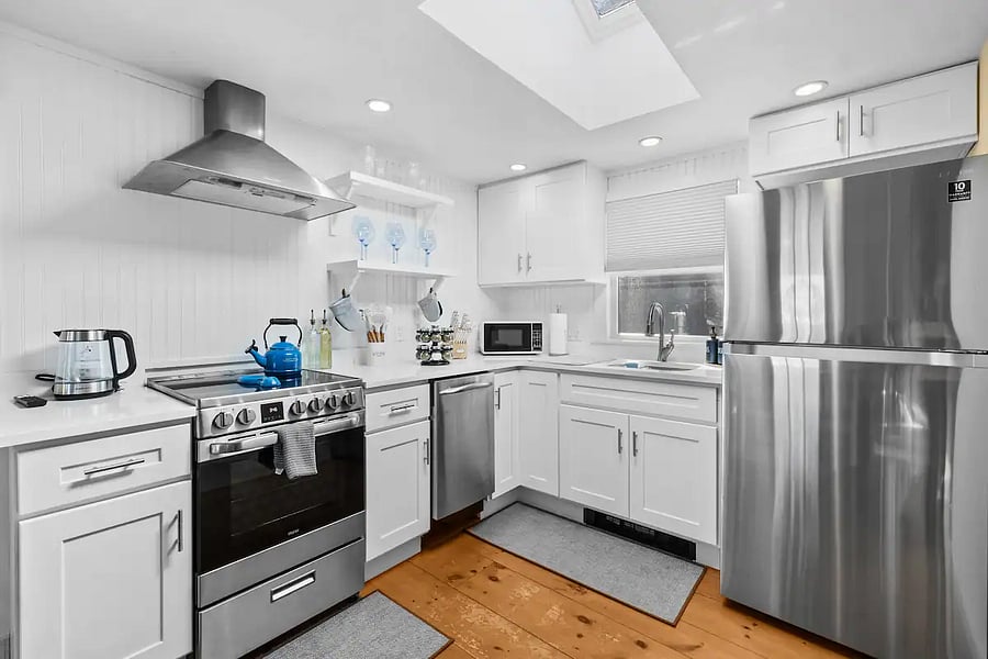 Furnished Finder property 708100_1 photo 11