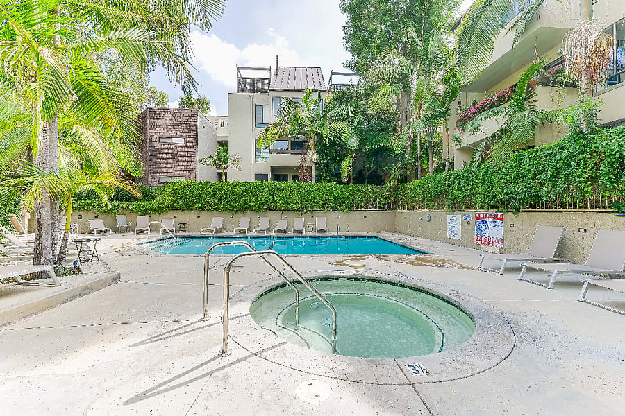 Furnished Finder property 708125_1 photo 15