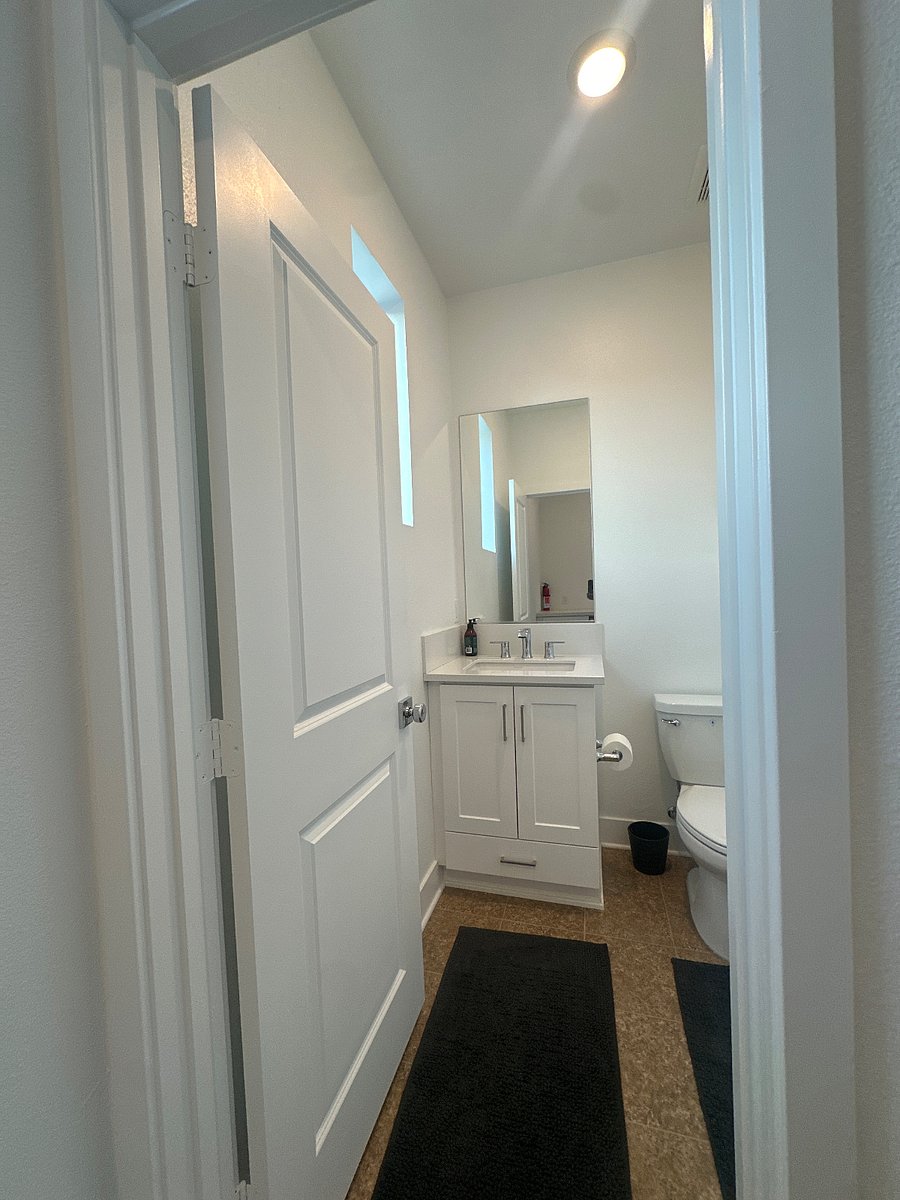 Furnished Finder property 708229_1 photo 15
