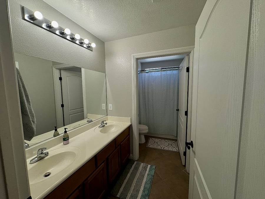 Furnished Finder property 708266_1 photo 13