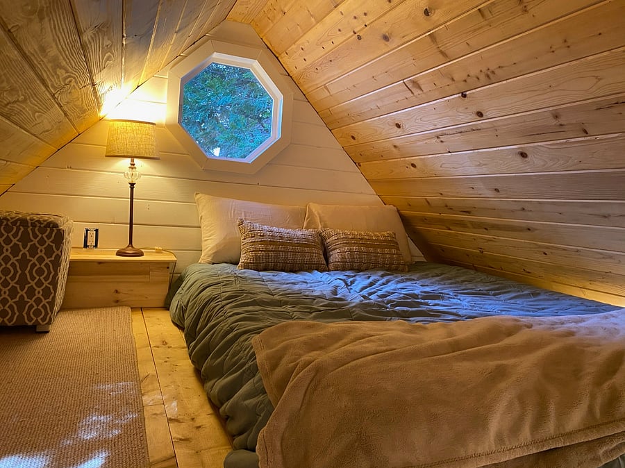 Optional loft area with queen bed