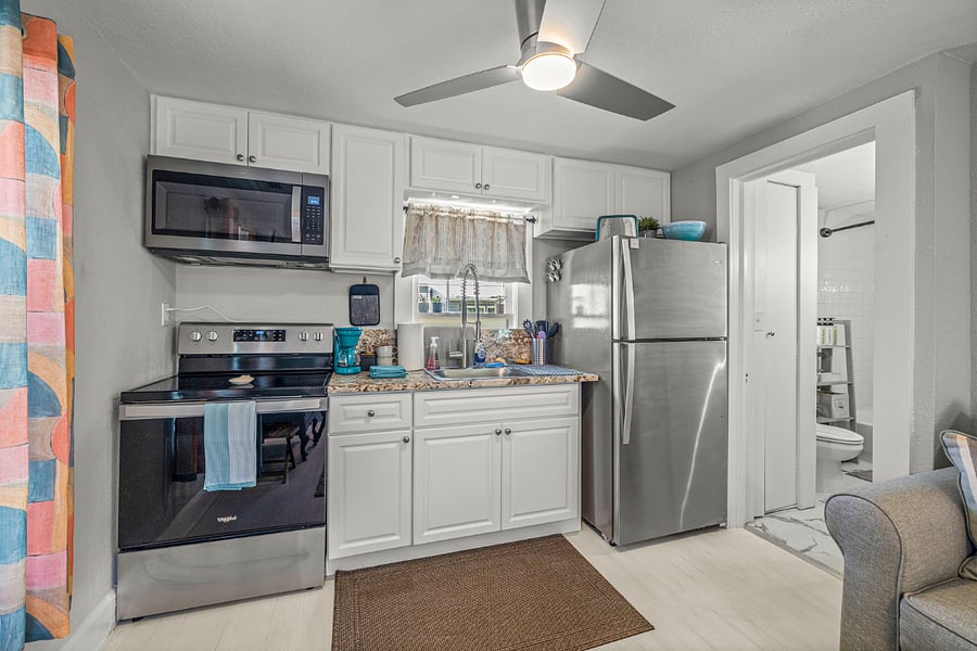 Furnished Finder property 708325_2 photo 3