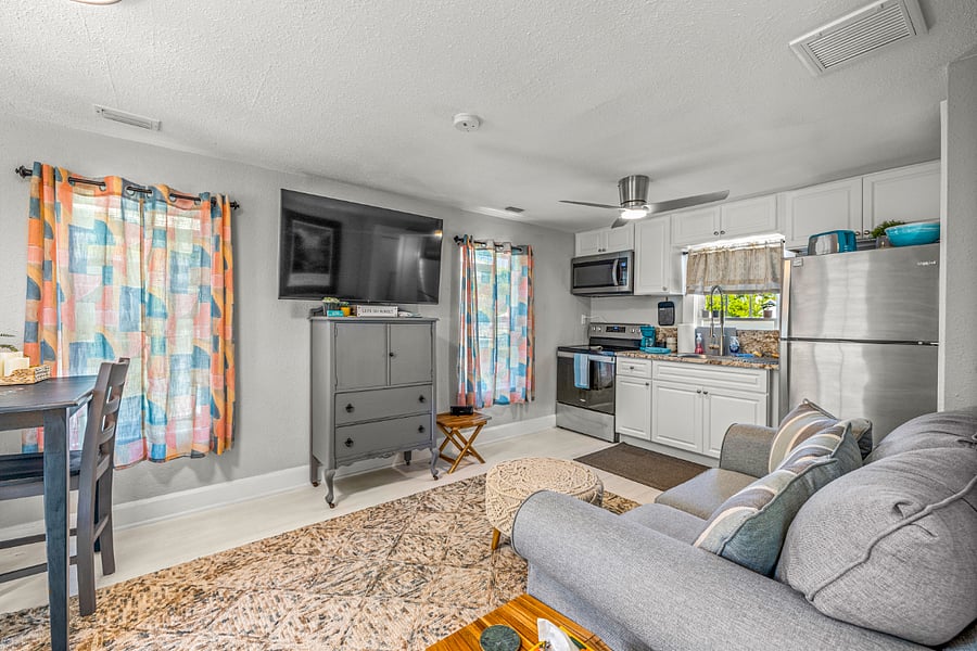 Furnished Finder property 708325_2 photo 5