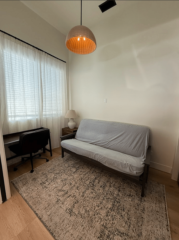 Furnished Finder property 708377_1 photo 22