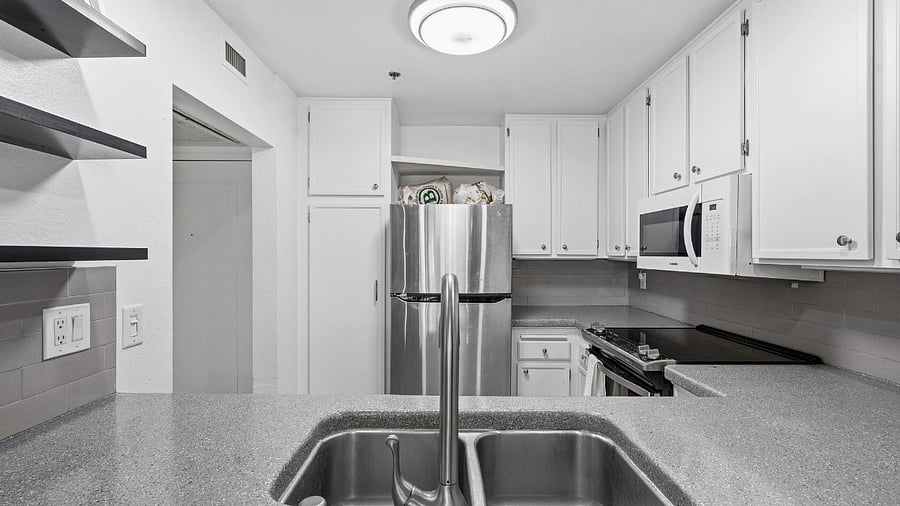 Furnished Finder property 708396_1 photo 16