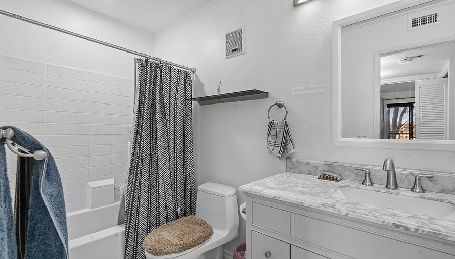 Furnished Finder property 708396_1 photo 17
