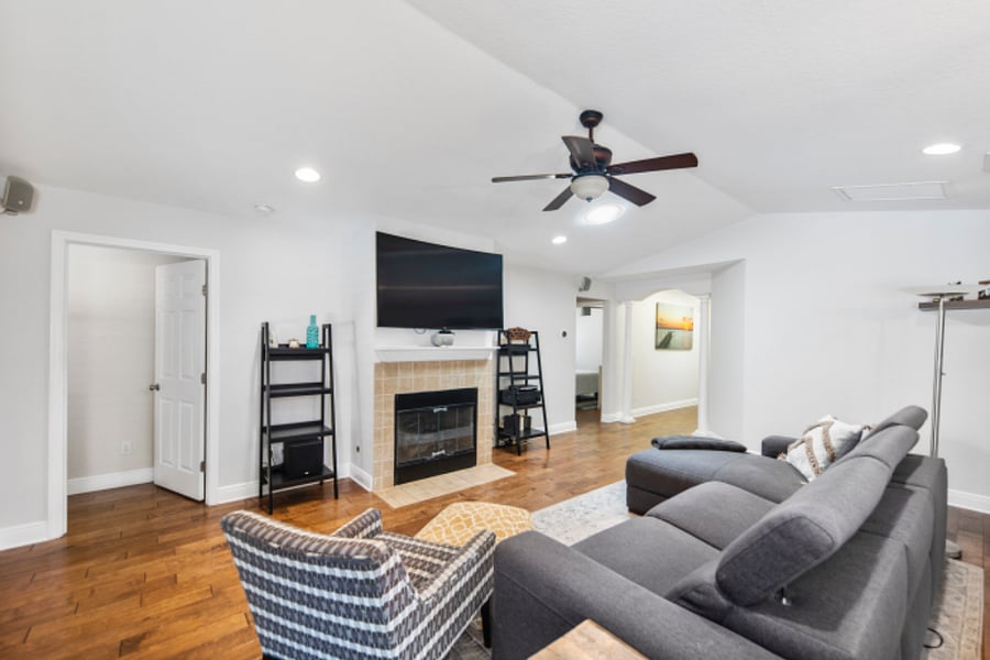 Furnished Finder property 708439_1 photo 3