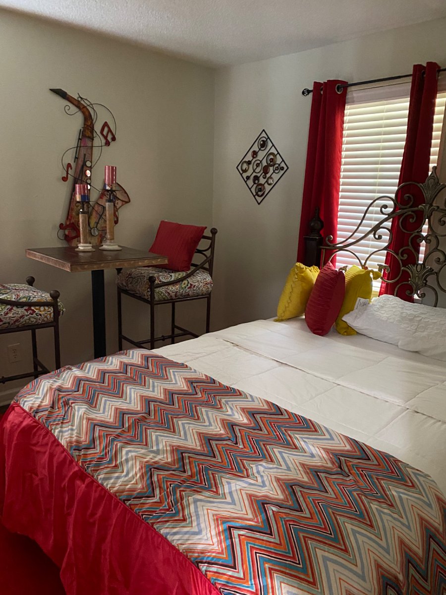Furnished Finder property 708504_1 photo 3