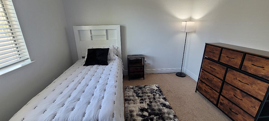 Furnished Finder property 708517_1 photo 9