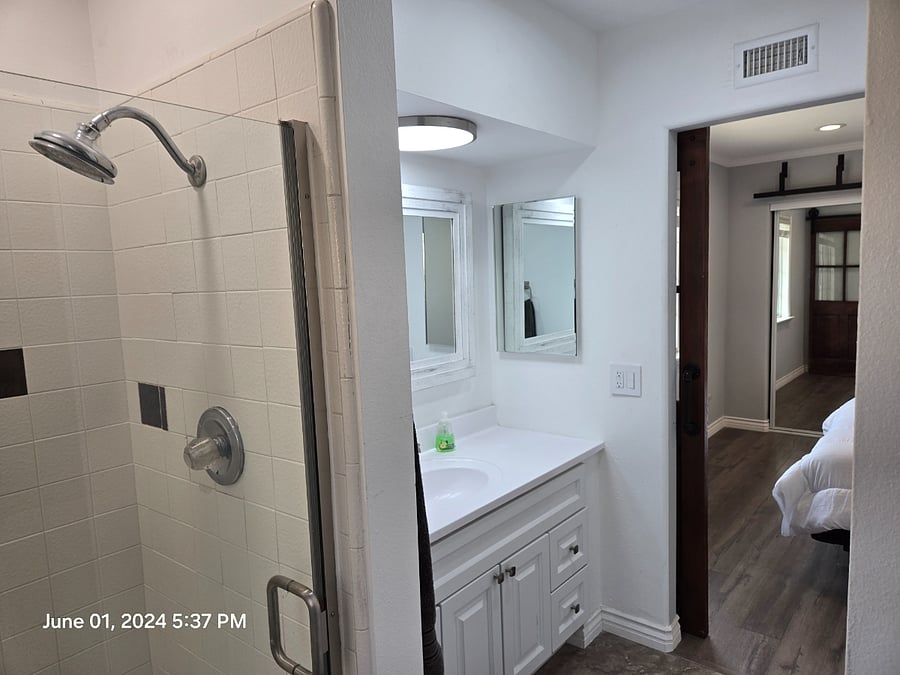 Furnished Finder property 708603_1 photo 6