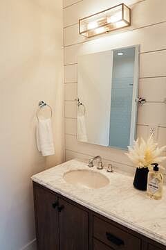 Furnished Finder property 708625_1 photo 7