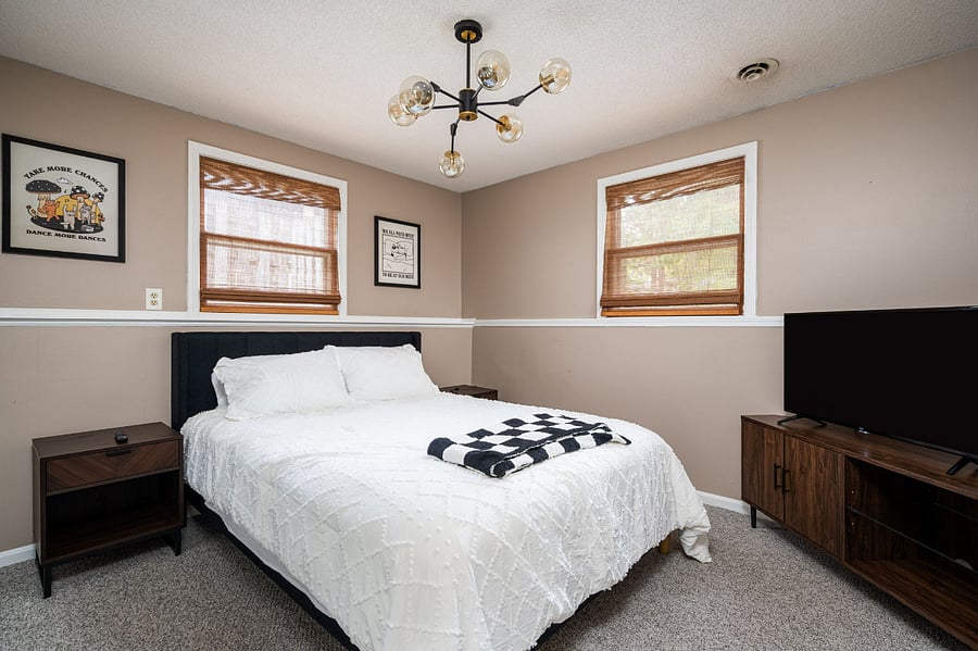 Furnished Finder property 708642_1 photo 36