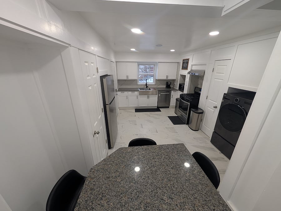 Furnished Finder property 708684_1 photo 3