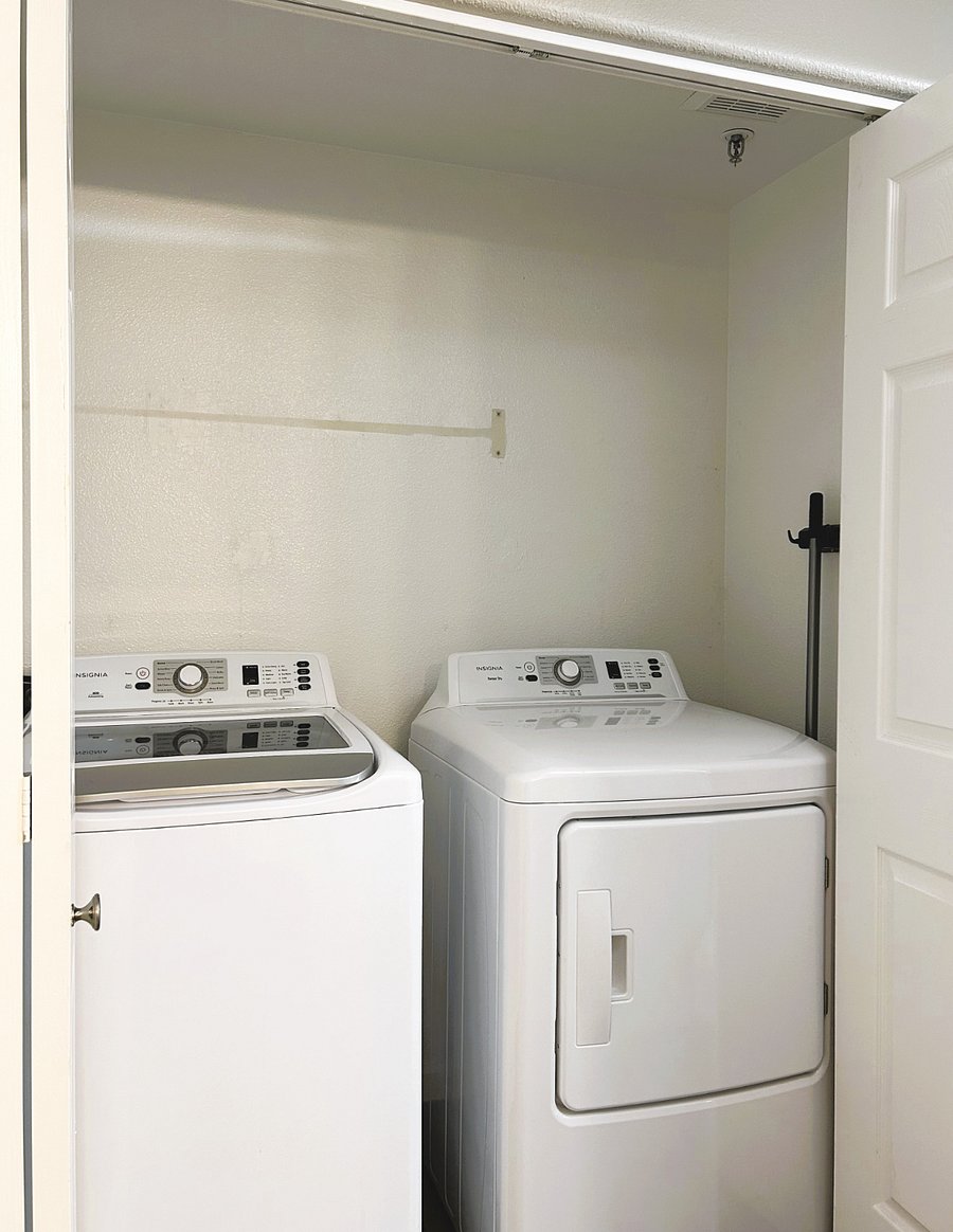 Washer/Dryer room