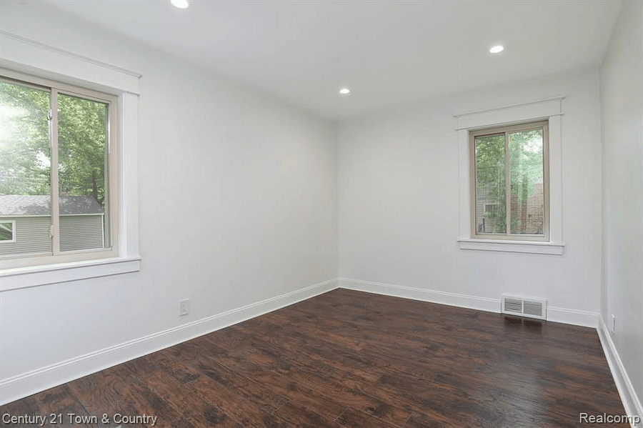 Furnished Finder property 708888_1 photo 18