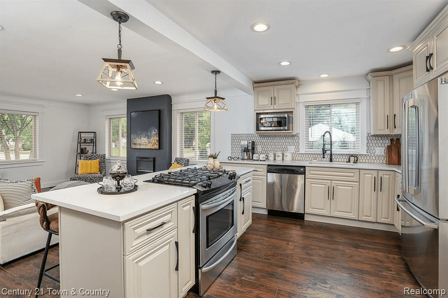 Furnished Finder property 708888_1 photo 3