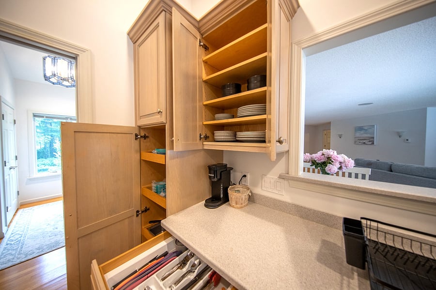 Fully stocked kitchen