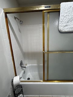 Furnished Finder property 708904_1 photo 13