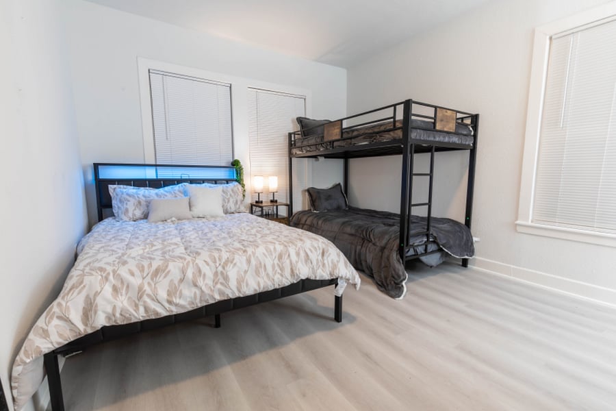 Furnished Finder property 708940_1 photo 5