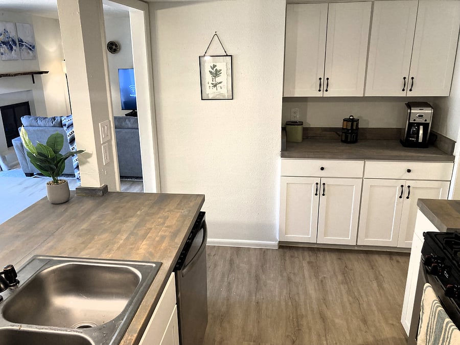 Furnished Finder property 708948_1 photo 9