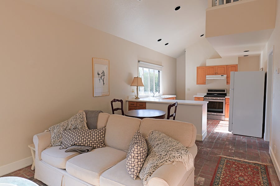 Furnished Finder property 708975_1 photo 9