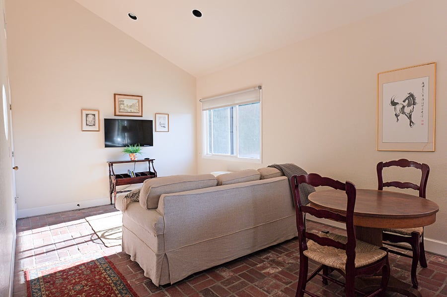 Furnished Finder property 708975_1 photo 12