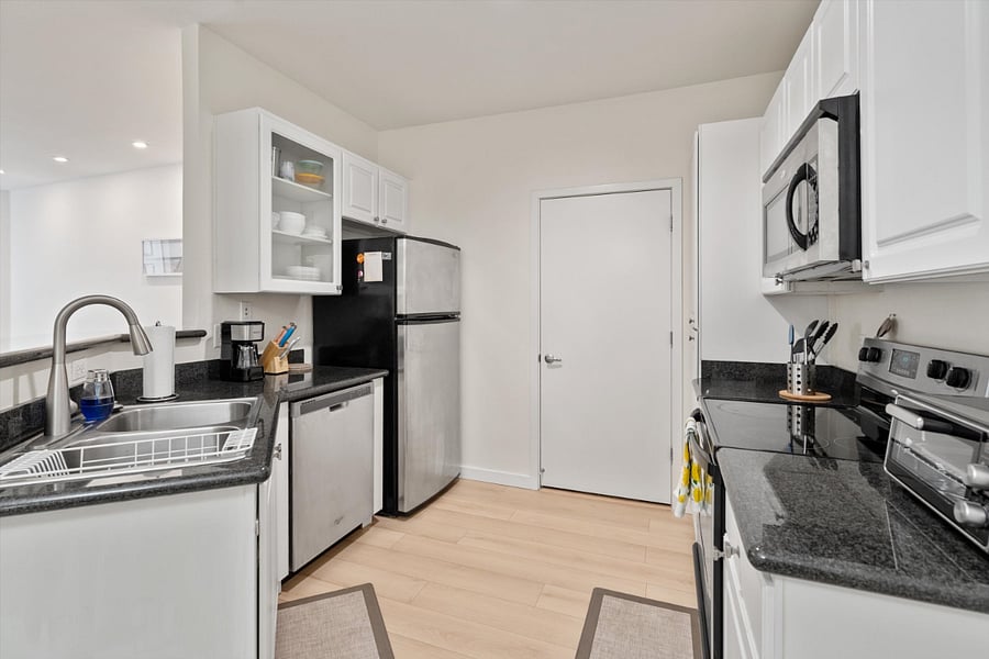 Furnished Finder property 708985_1 photo 5