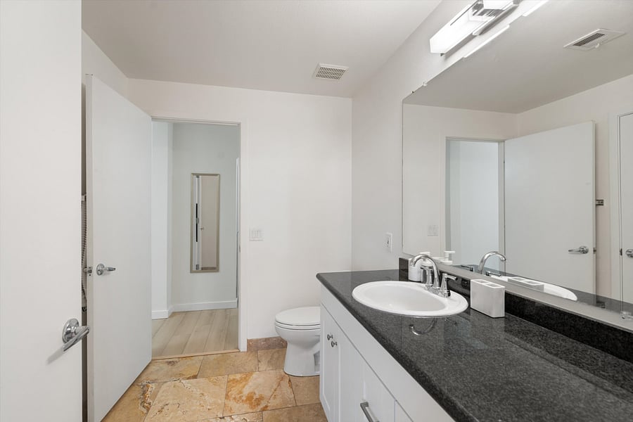 Furnished Finder property 708985_1 photo 8