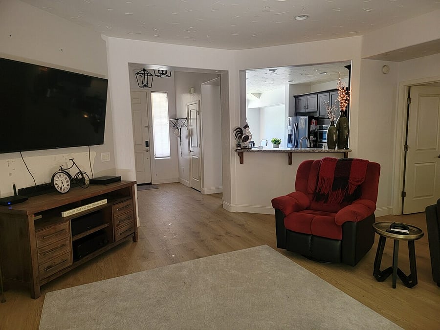 Furnished Finder property 709052_1 photo 8