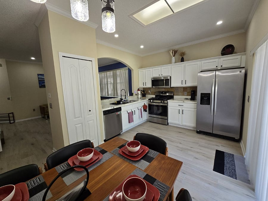 Furnished Finder property 709109_1 photo 4