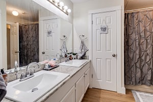 Furnished Finder property 709186_1 photo 3