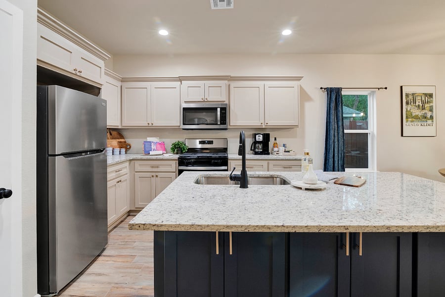 Furnished Finder property 709211_1 photo 3