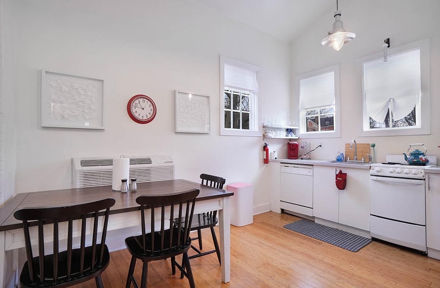 Furnished Finder property 709268_1 photo 2