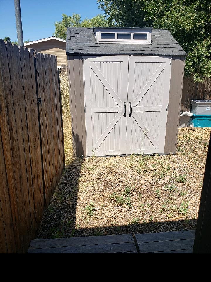 Large storage shed an private gated yard.