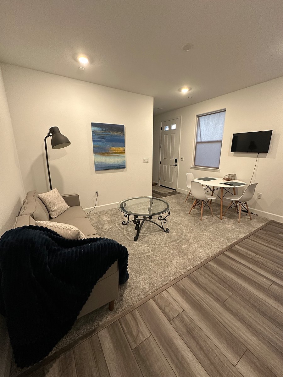 Furnished Finder property 709479_1 photo 3