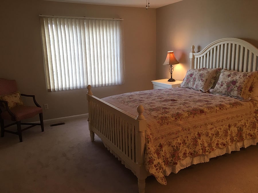 Second upstairs bedroom with queen bed