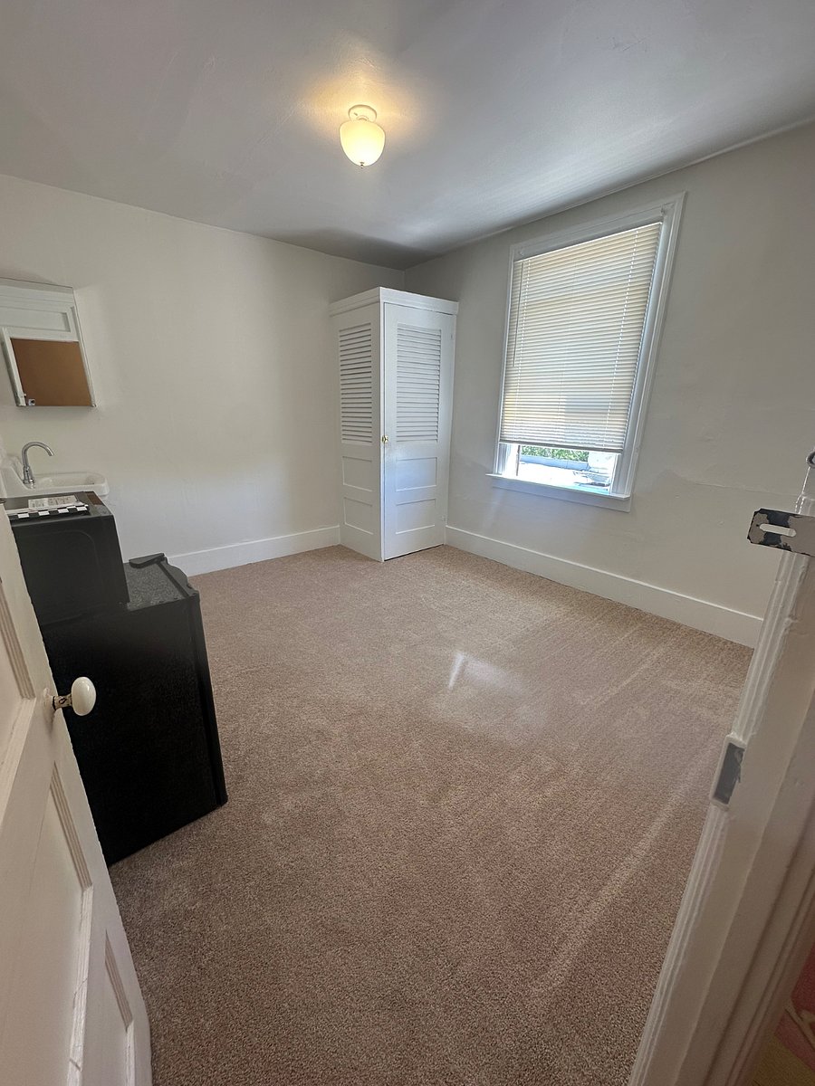 Furnished Finder property 709504_1 photo 2