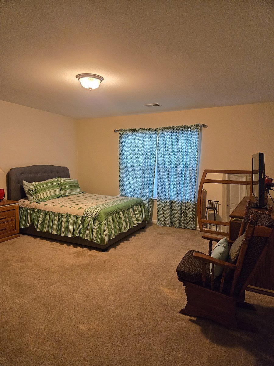 Furnished Finder property 709506_1 photo 3