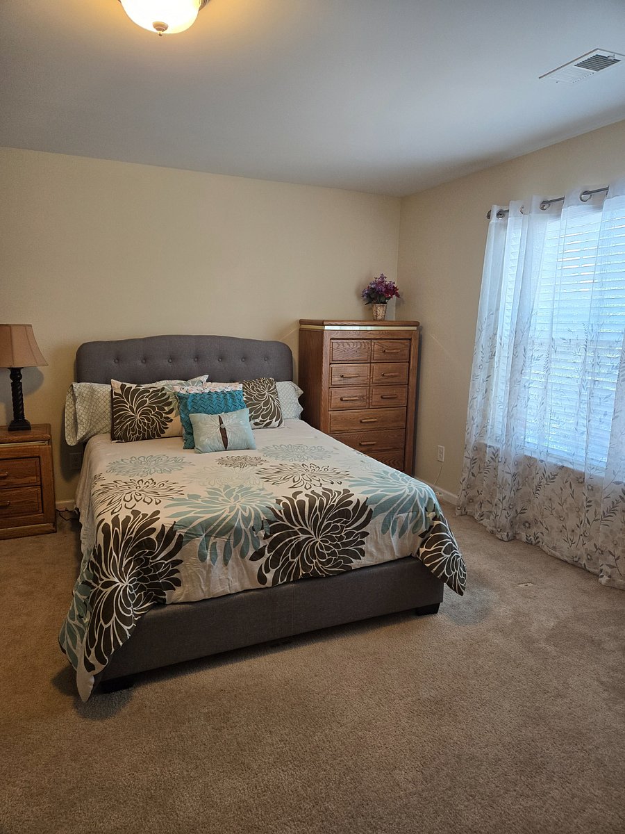 Furnished Finder property 709506_1 photo 23