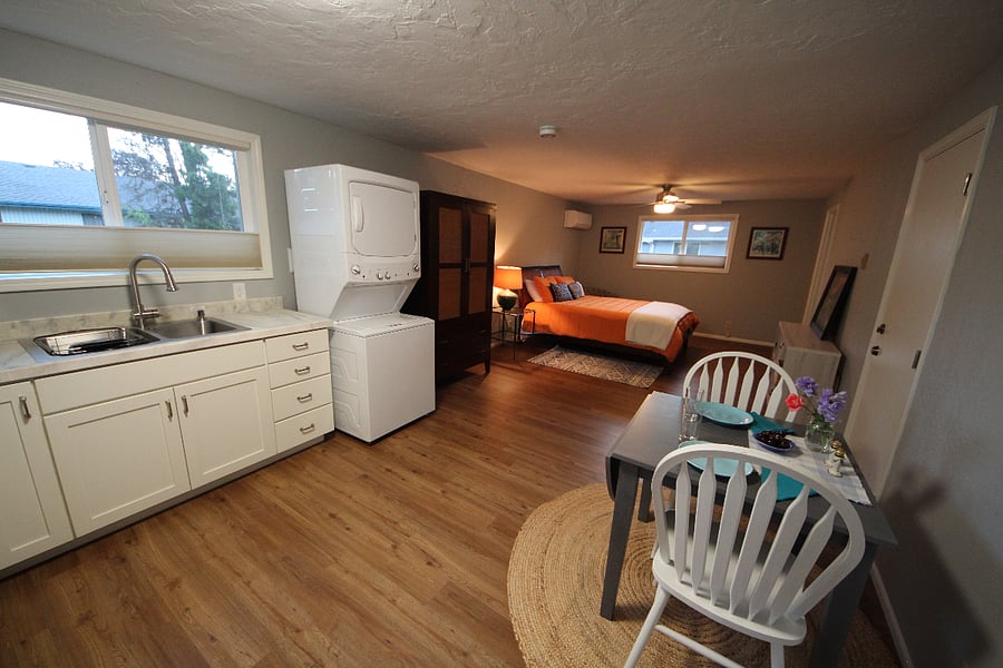 Furnished Finder property 709519_1 photo 6