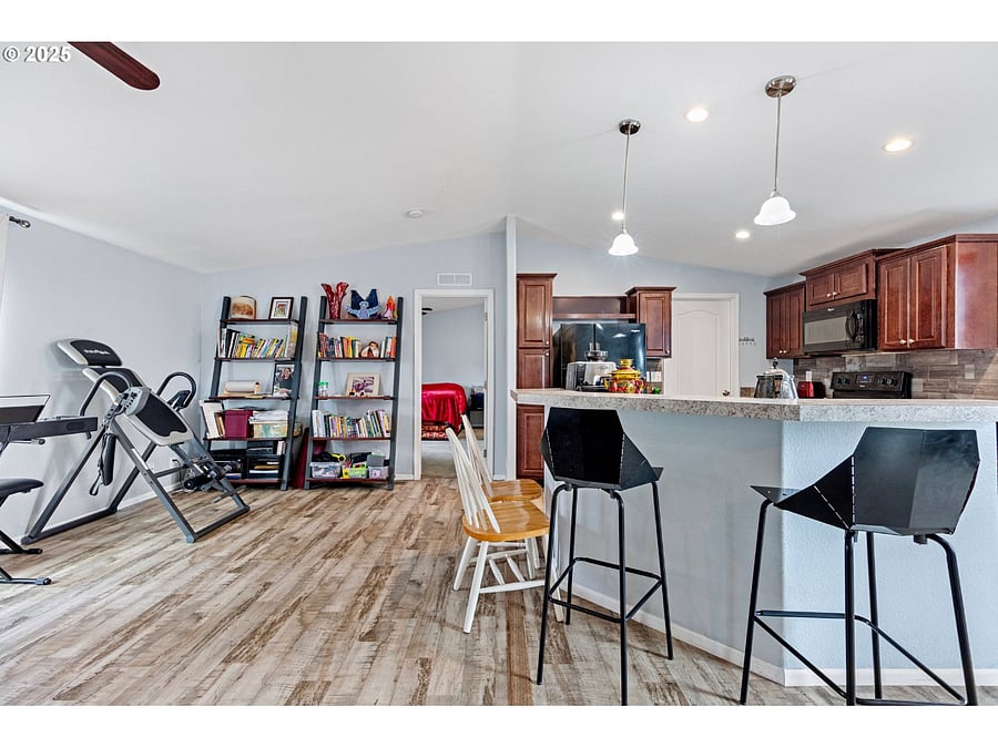 Furnished Finder property 709540_1 photo 23