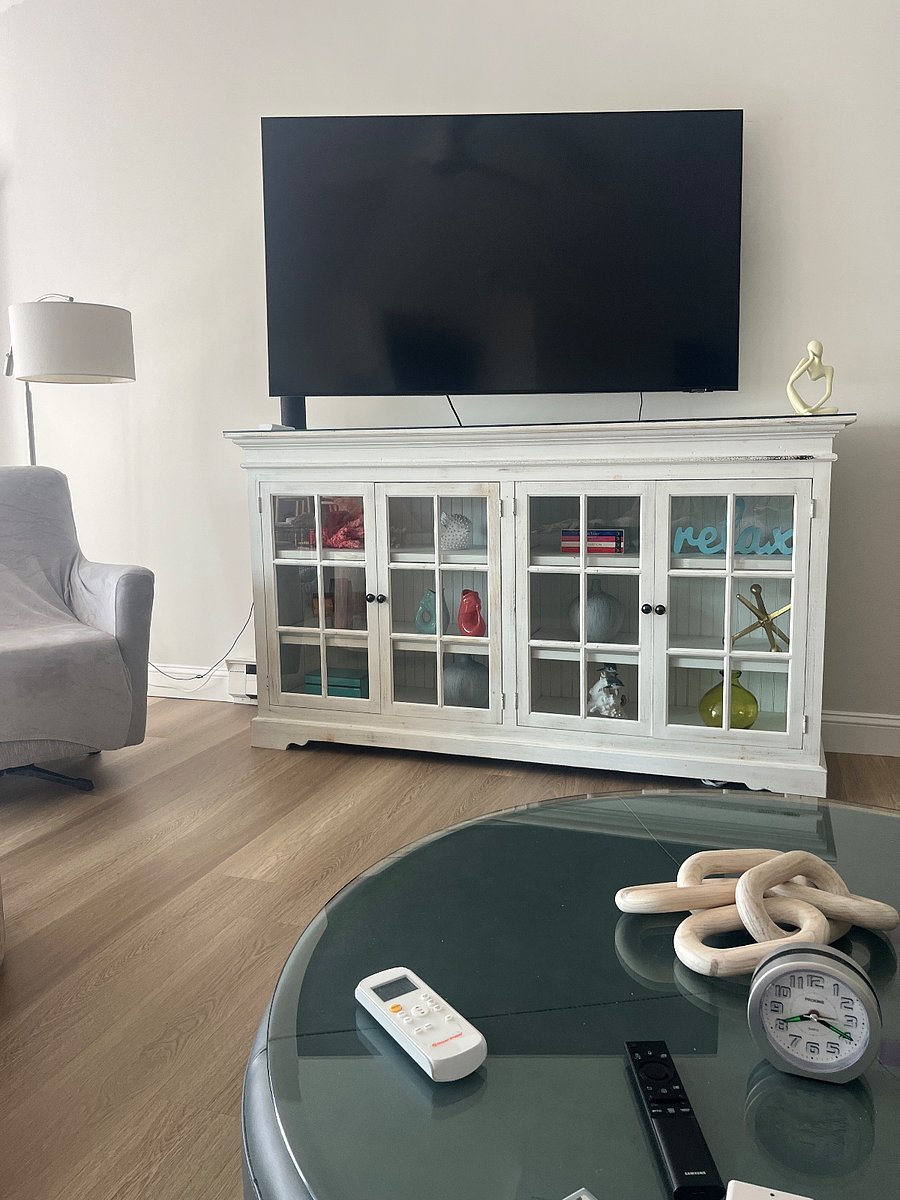 Living room.