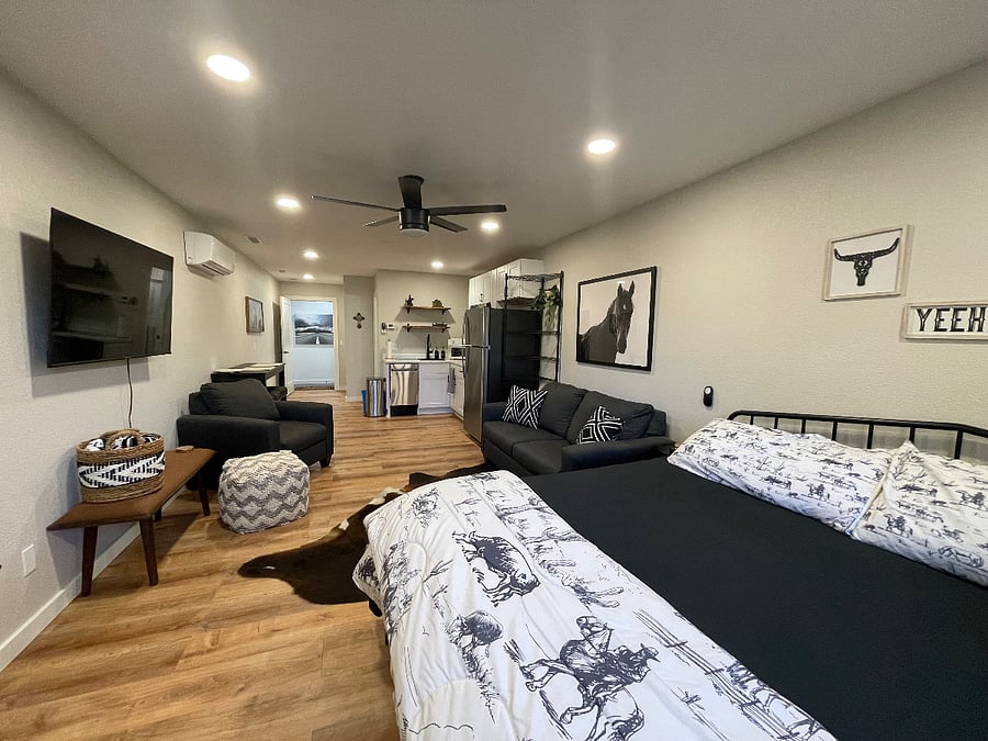 Furnished Finder property 709600_1 photo 1