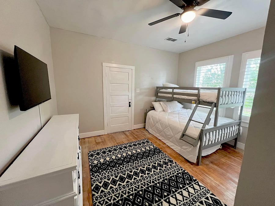 Furnished Finder property 709623_1 photo 6