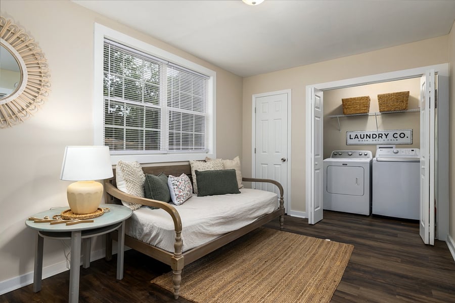 Furnished Finder property 709631_1 photo 13