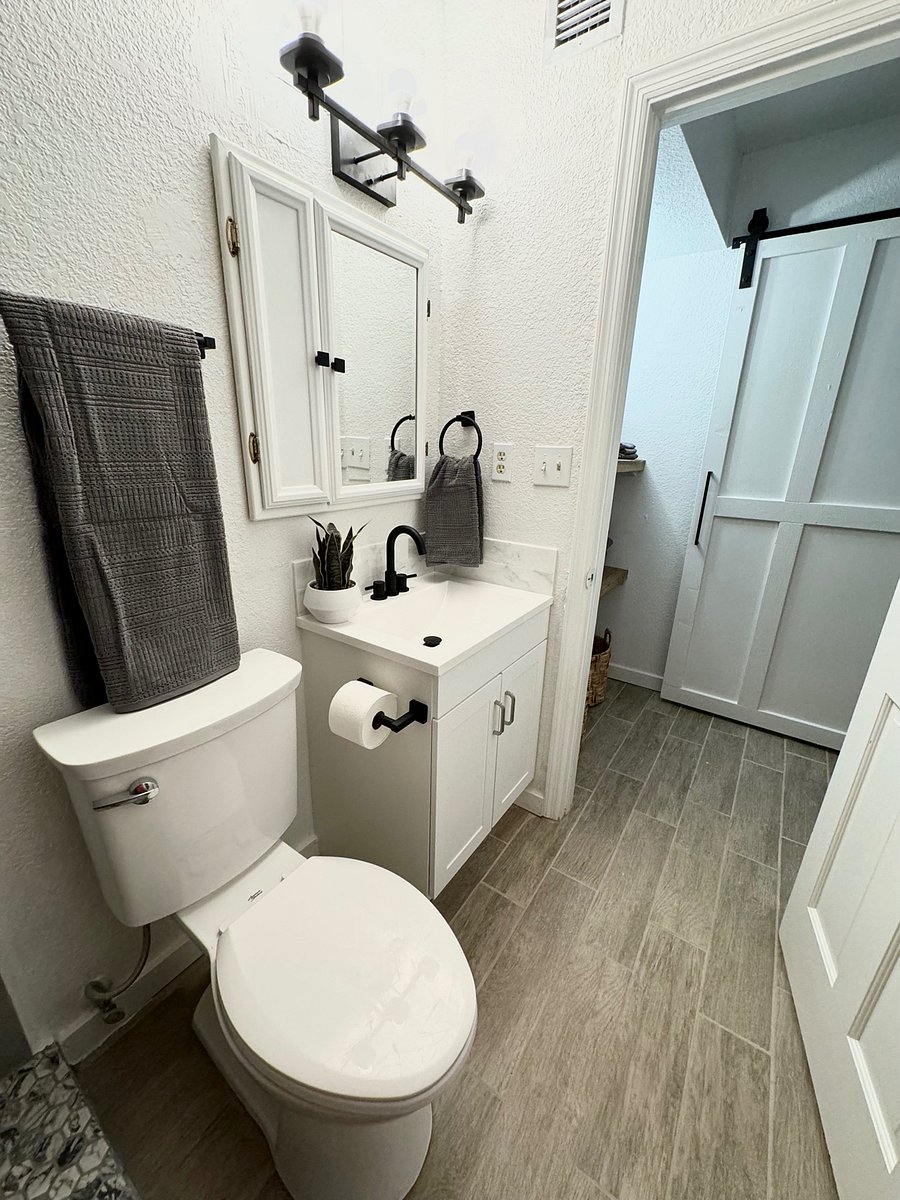 Furnished Finder property 709812_1 photo 17
