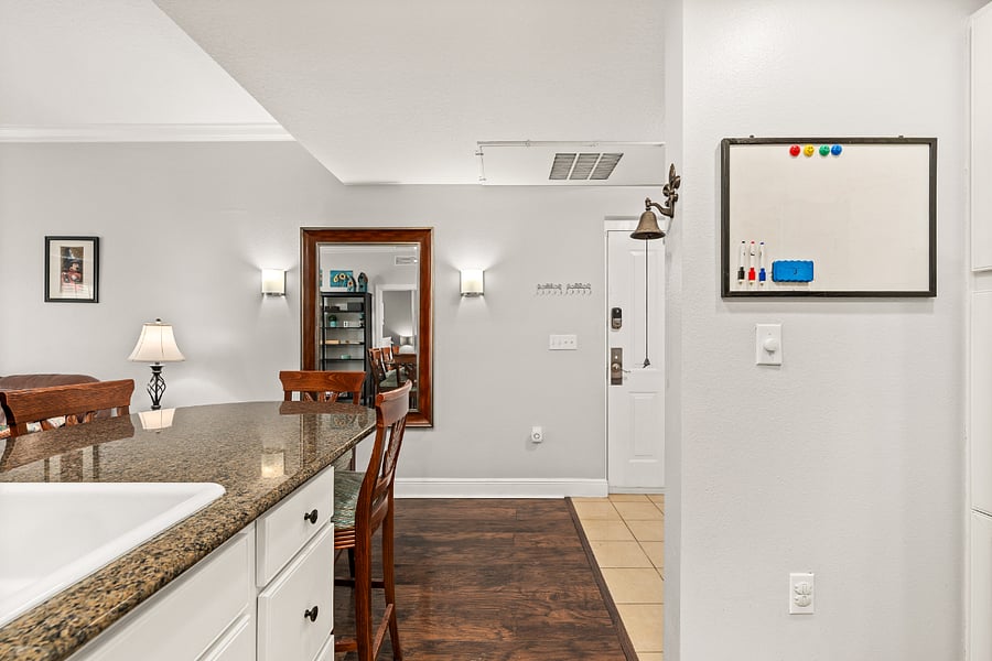 Furnished Finder property 709814_1 photo 3