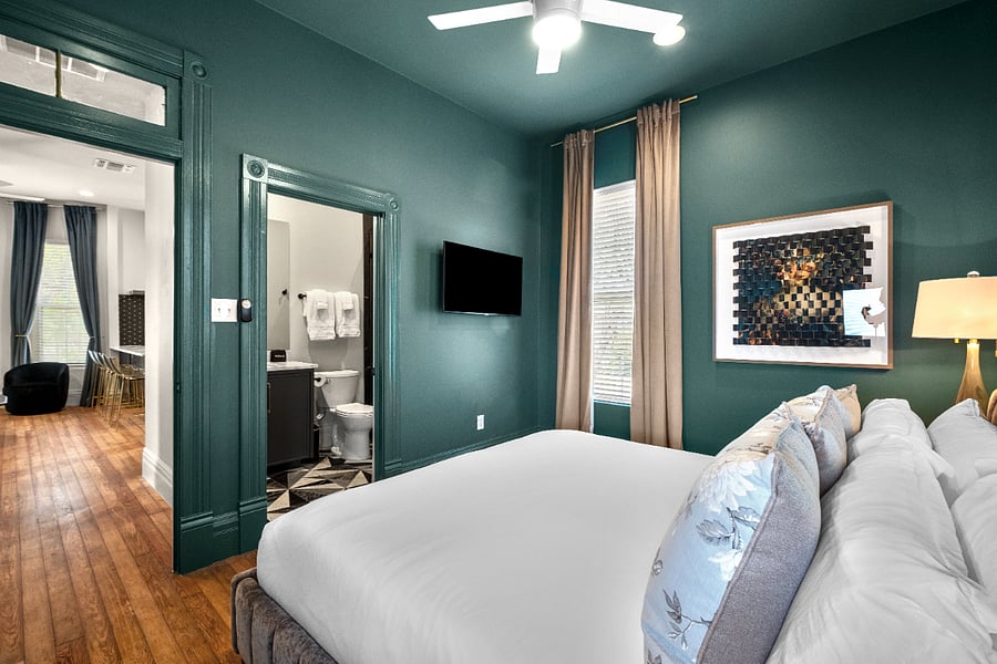 Furnished Finder property 709875_1 photo 15